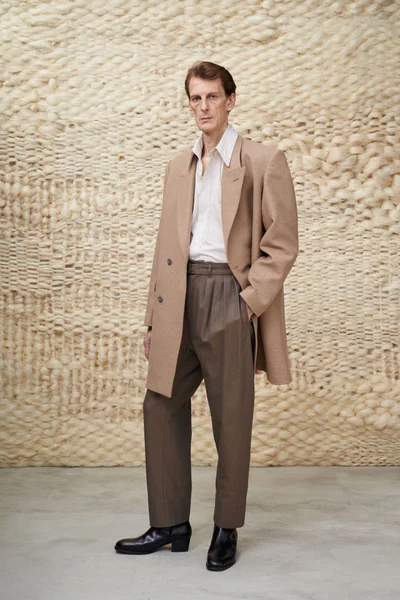 Look 32